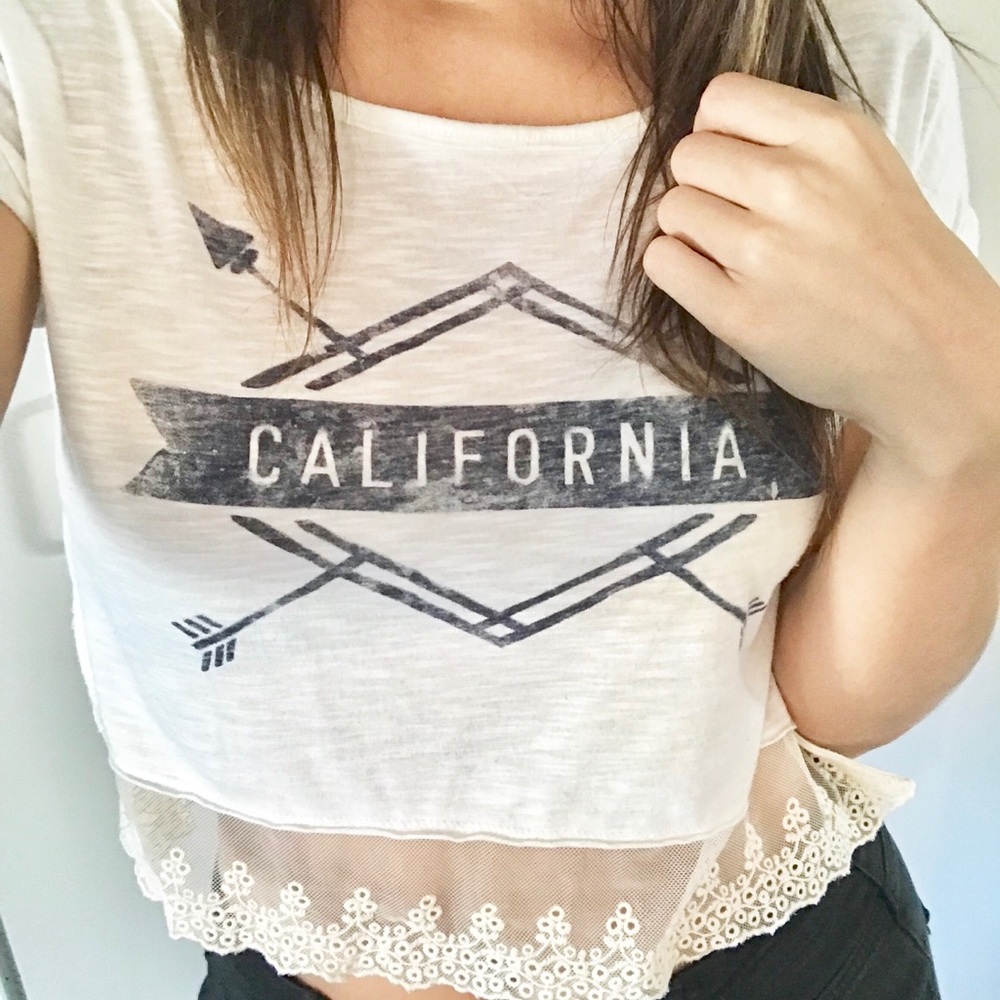 Hollister Lace Trim White Logo Crop Tee